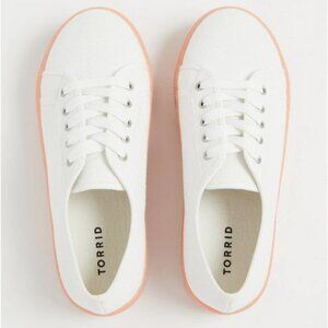 Platform Canvas Sneaker 9.5 WW